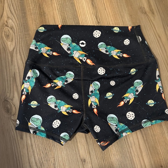 WOD Bottom dinosaur rocket workout shorts - Picture 2 of 3